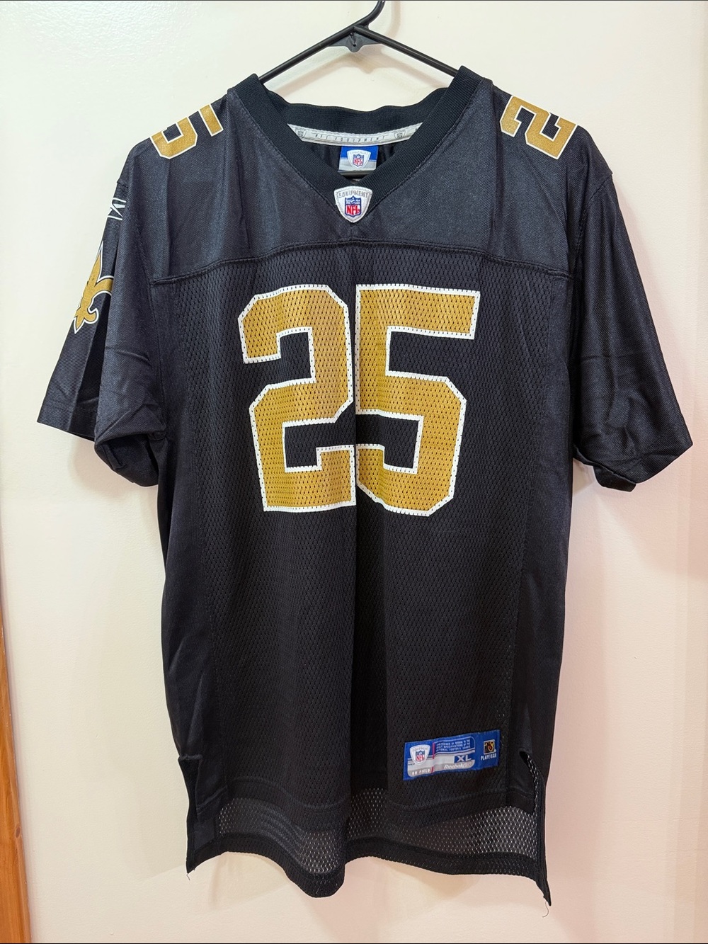 Vintage NFL New Orleans Saints Reggie Bush #25 Reebok Jersey NWOT